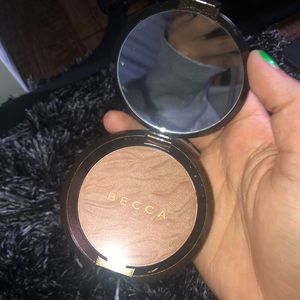 becca bronzer